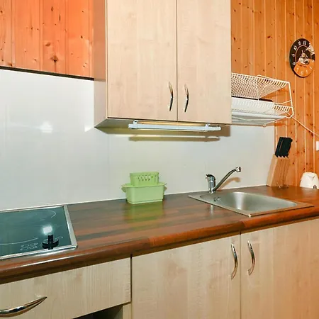 Cottage In Wicie Near Baltic Beach, Cleaning Included Hébergement de vacances *